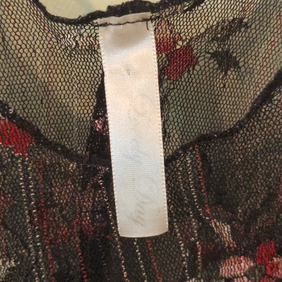 Lovely Day, no size on tag, Black Camisole with Pink and Red Flowers - Picture 3 of 7